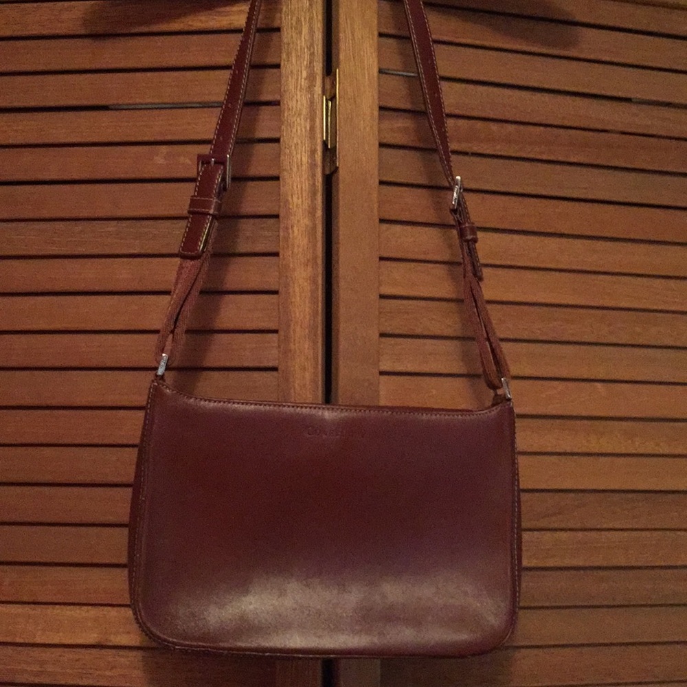 Cole Hann leather hand bag.
